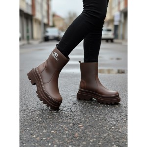 نیم بوت بالنسیگا    کد1184