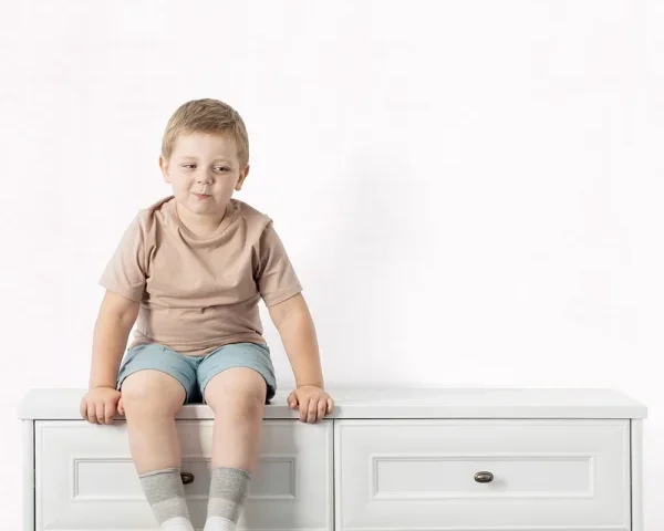 کاغذ دیواری کودک طرح ساده | سفید کد 12086