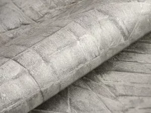 کاغذ دیواری طرح هندسی نقره‌ای کد ۱۱۰۶۸