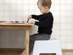 کاغذ دیواری کودک طرح چهارخونه | کرم کد 12075