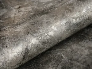 کاغذ دیواری طرح رگه‌دار / پتینه خاکستری کد ۱۱۰۱۳