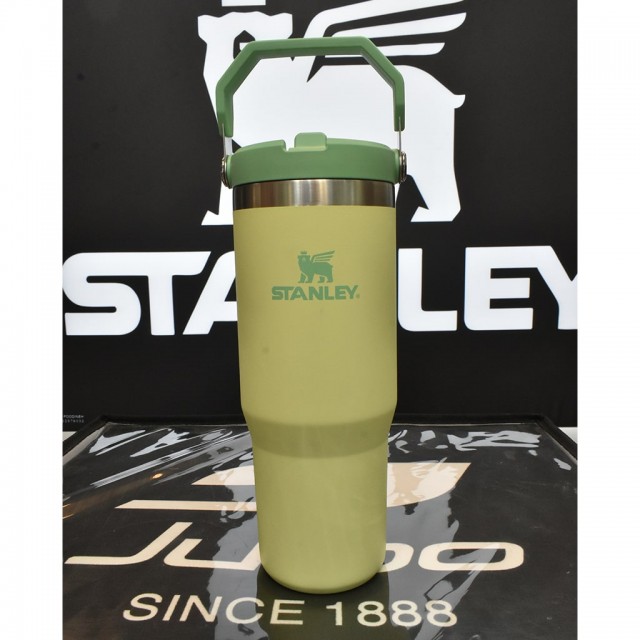 قمقمه استنلی مدل Iceflow Flip Straw Tumbler گنجایش 0.88 لیتر - در حد نو