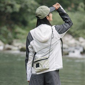 کیف دوشی نیچر هایک مدل Mia 3L Messenger Bag