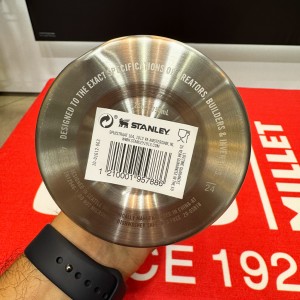 فلاسک استنلی اورجینال مدل CLASSIC LEGENDARY گنجایش 0.75 لیتر - در حد نو