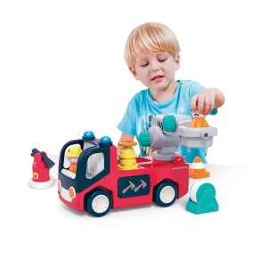 اسباب بازی ماشین آتش نشانی موزیکال هولی تویز