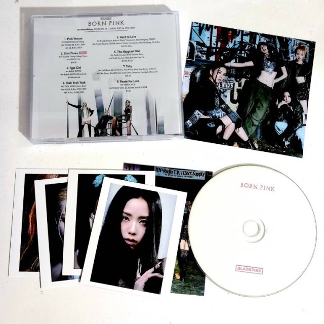 آلبوم LAST NIGHT از ترژر (TREASURE)