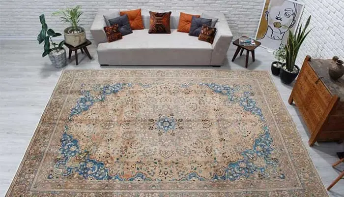 از فرش سنتی خود به عنوان یک قطعه برجسته استفاده کنید