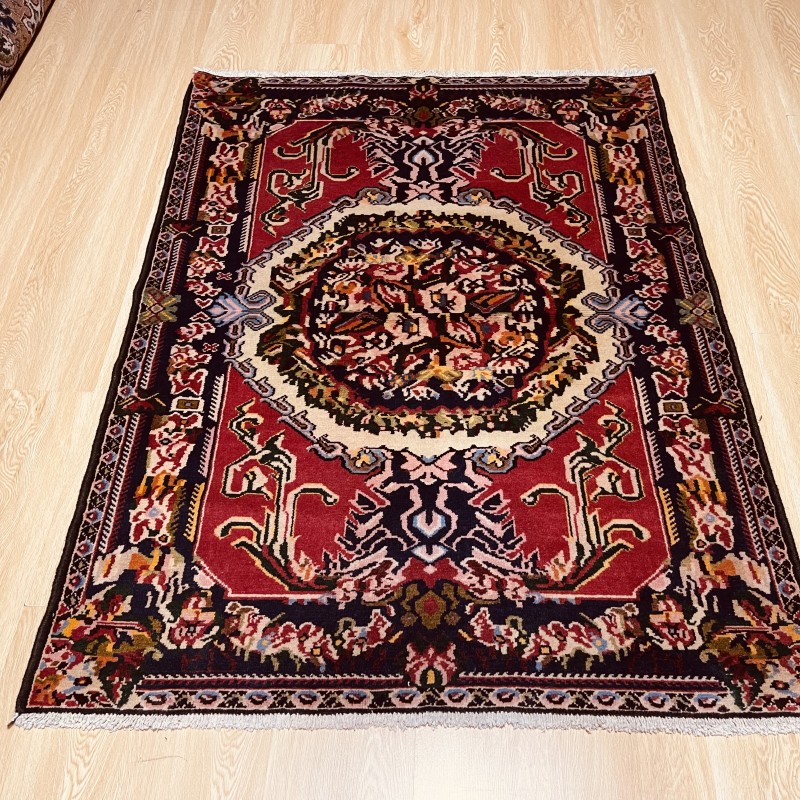 ذرع نیم طرح گل پتو بختیاری