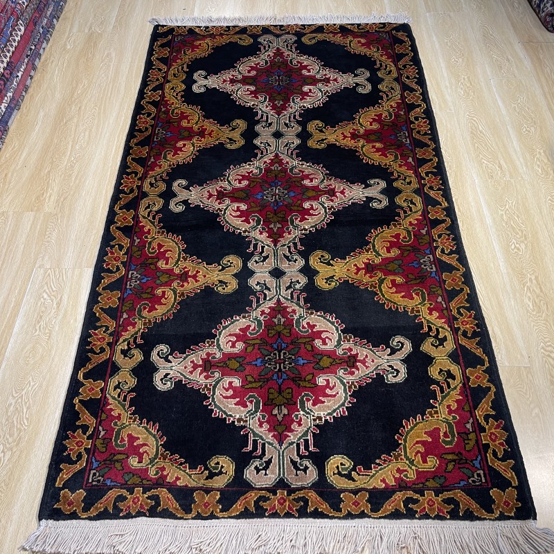 فرش ۴ متری بلوچ