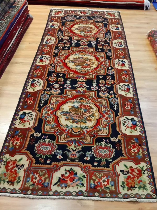 فرش دستبافت بختیار_ابعاد:345*125