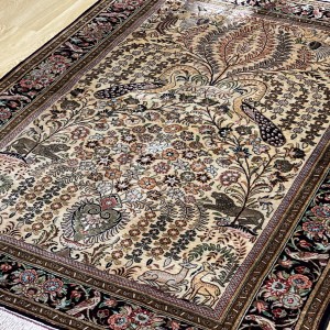 ذرع نیم تمام ابریشم قم
