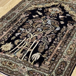 ذرع نیم تمام ابریشم قم