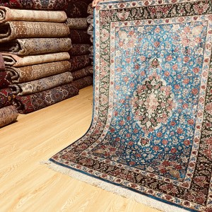 ذرع نیم تمام ابریشم قم