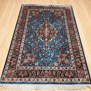 ذرع نیم تمام ابریشم قم