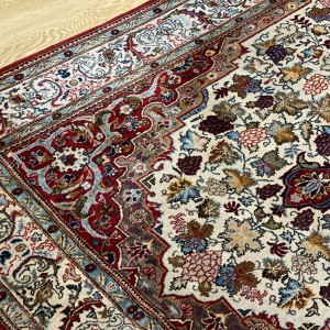 فرش انتیک کاشان
