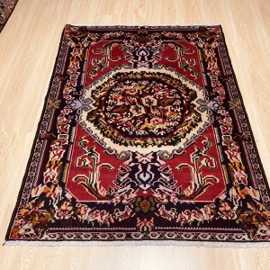 ذرع نیم طرح گل پتو بختیاری