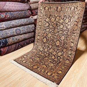 ذرع نیم تمام ابریشم قم