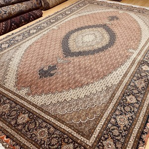 فرش ۶ متری ۵۰ رج تبریز طرح ماهی