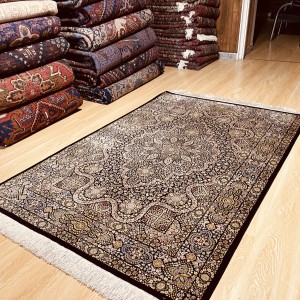 قالیچه تمام ابریشم ۸۰ رج قم