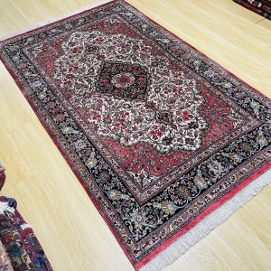 قالیچه تمام ابریشم ۳ متری قم