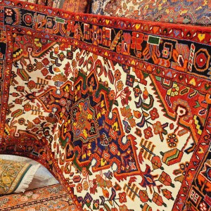قالیچه ۳متری ساوه رنگ گیاهی