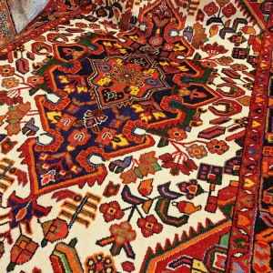 قالیچه ۳متری ساوه رنگ گیاهی