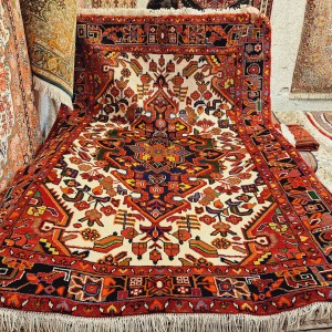 قالیچه ۳متری ساوه رنگ گیاهی