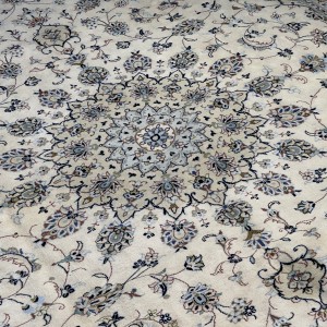 فرش ۱۲ متری کاشان کرم