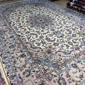 فرش ۹ متری کاشان اکبند