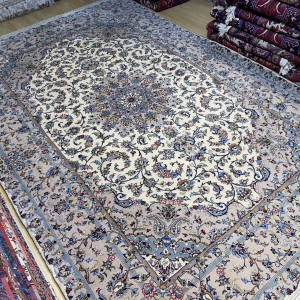 فرش ۹ متری کاشان اکبند
