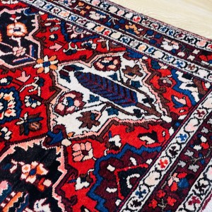 قالیچه بختیاری خشتی