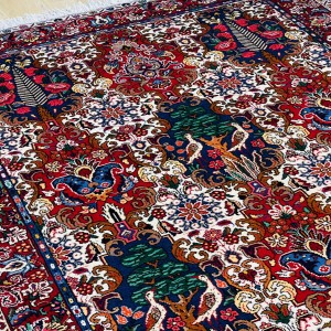 فرش ۴ متری بختیاری طرح قاب شیدا