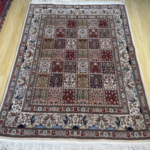 قالیچه اکبند مود بیرجند طرح خشتی