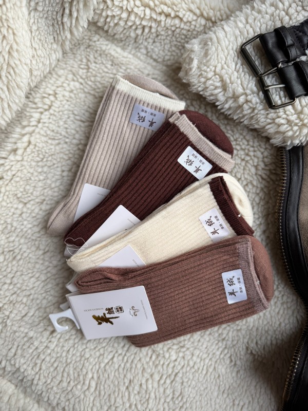 جوراب نیم ساق کبریتی مینیمال کد283