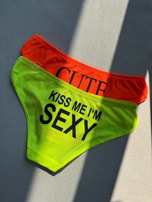 شورت  شبرنگی JEL کد 301