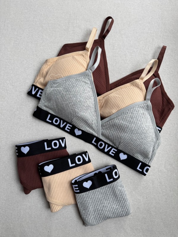 ست شورت و نیم تنه LOVE کد 774