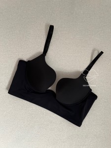 سوتین plunge bra