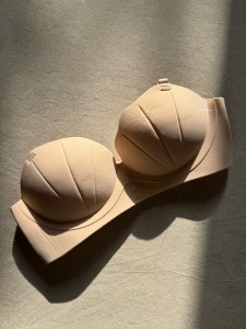 لباس زیر زنانه