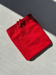 شورت ساده قرمز