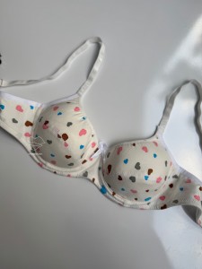 سوتین نخی زنانه