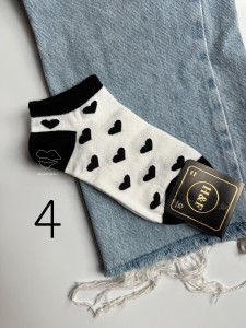 جوراب اسپرت طرح دار