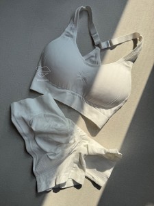 سایت لباس ورزشی زنانه