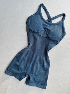 سایت لباس ورزشی زنانه