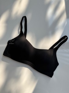 سوتین مشکی زنانه