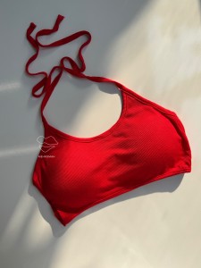 نیمتنه قرمز