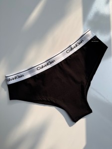 شورت مشکی جنیفری ck