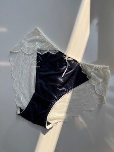 لباس زیر ساتن و گیپور