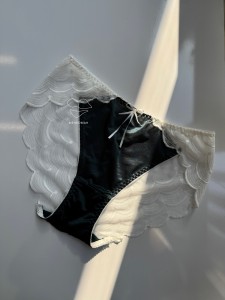 خرید و قیمت شورت زنانه