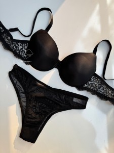 ست زنانه مشکی