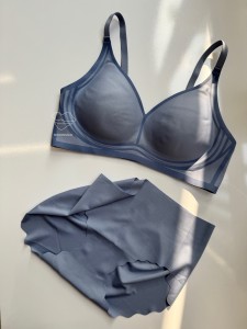 لباس زیر ست